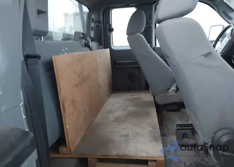 2014 Ford F-250 Xl z USA, uszkodzony, nr VIN 1FT7X2A6XEEB51768